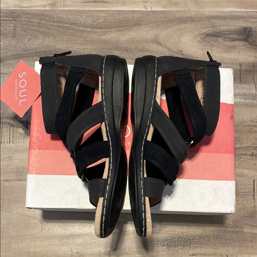 SOUL Naturalizer Bohemia Black Gladiator Sandals 8.5W